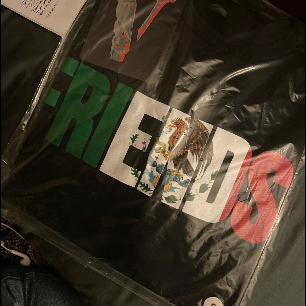 Vlone “Friends” Mexican flag tee